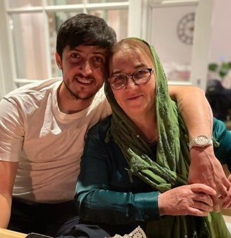Sardar Azmoun with his mom. 